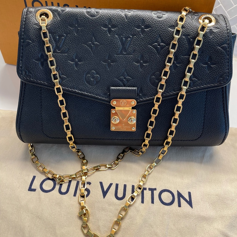 Louis Vuitton Purse